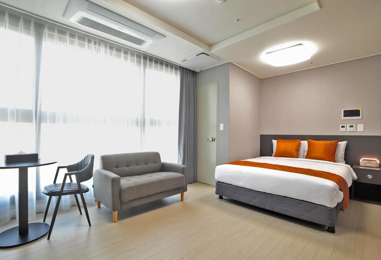 Coopstay Yeosu Hotel מראה חיצוני תמונה