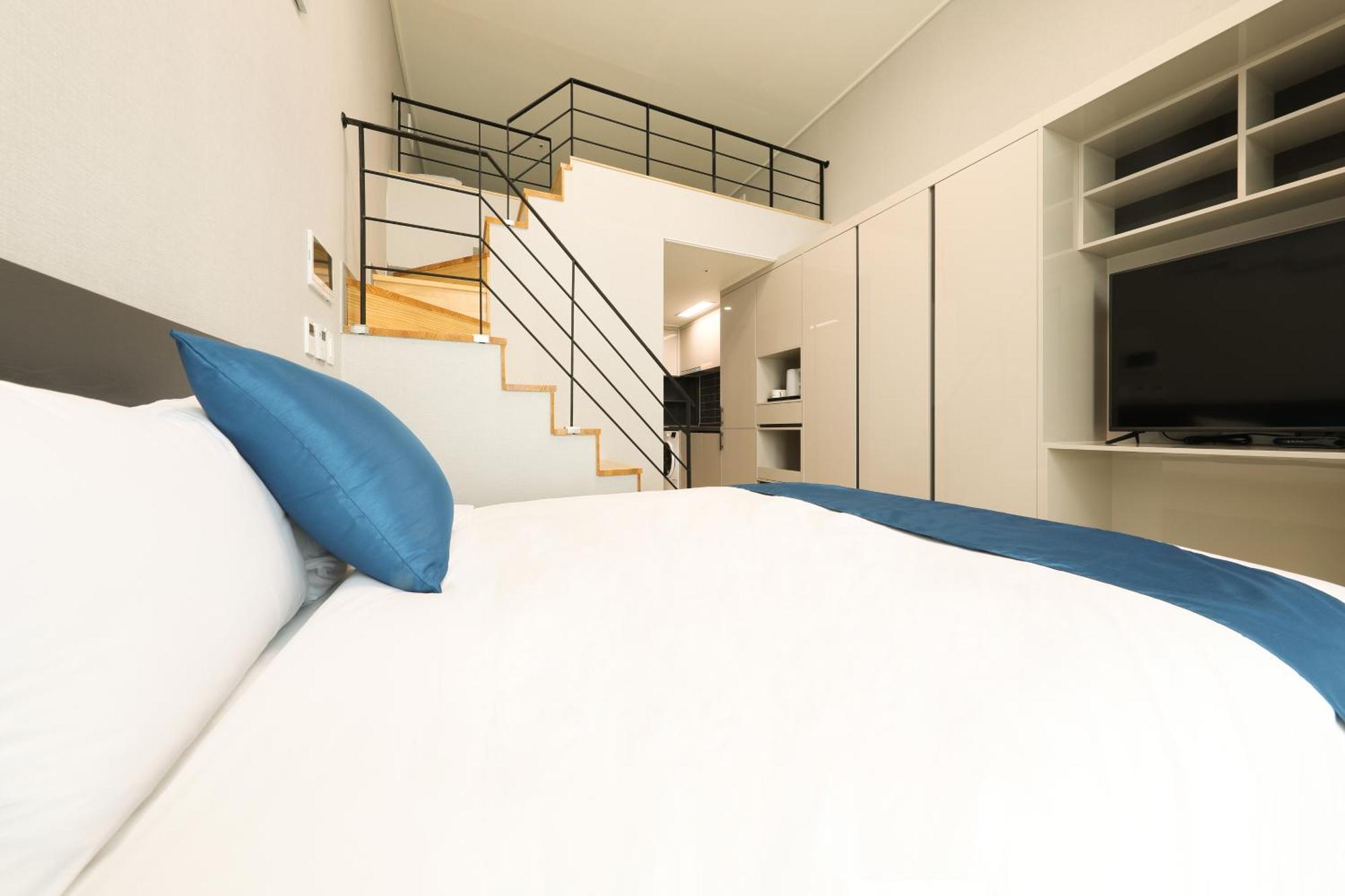 Coopstay Yeosu Hotel מראה חיצוני תמונה