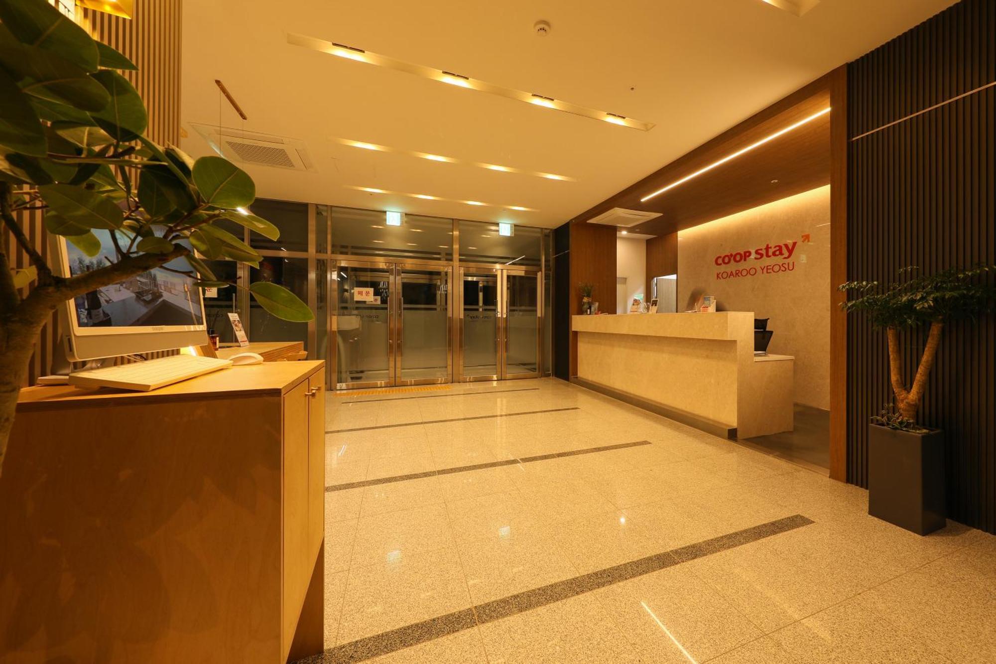 Coopstay Yeosu Hotel מראה חיצוני תמונה