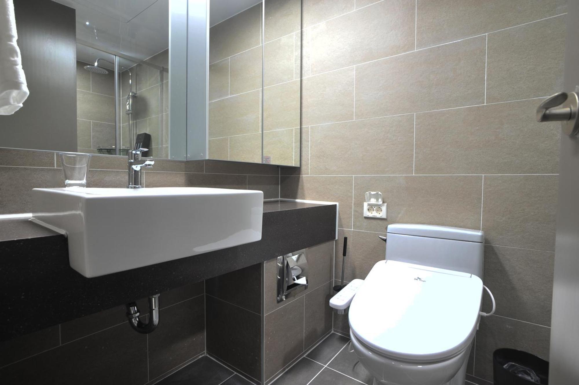 Coopstay Yeosu Hotel מראה חיצוני תמונה